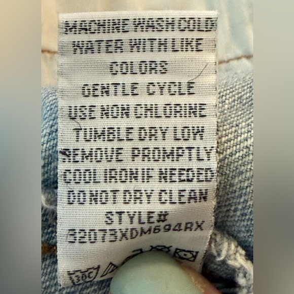 SWEETHEART LA 2X FRINGED BUTTON UP DENIM JACKET IN LIGHT WASH Cowgirl 90’s - Picture 13 of 13